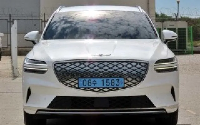 인천개인회생자중고차할부 일렉트리파이드 GV70 e-AWD 매물 사진 12 - 2022/10 73,684km